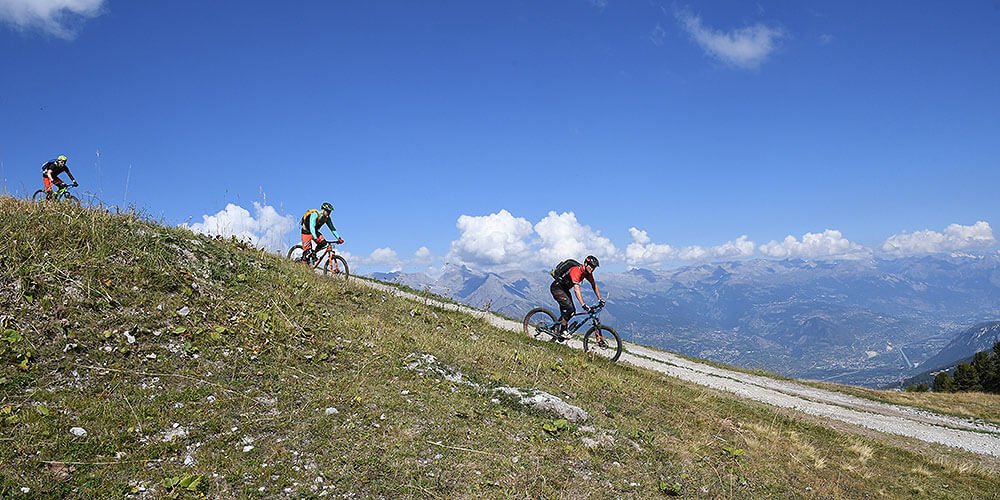 Mountain bike down to Nendaz from Tracouet