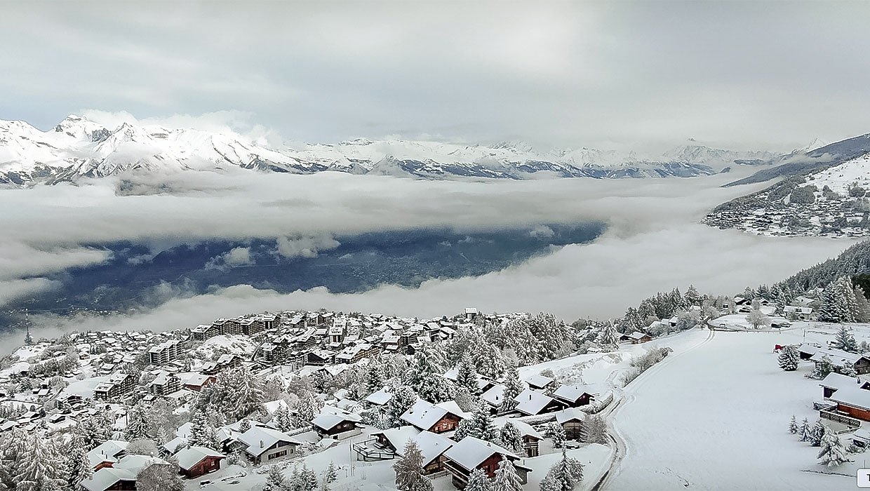 nendaz snowy village family skiing 4 vallées 