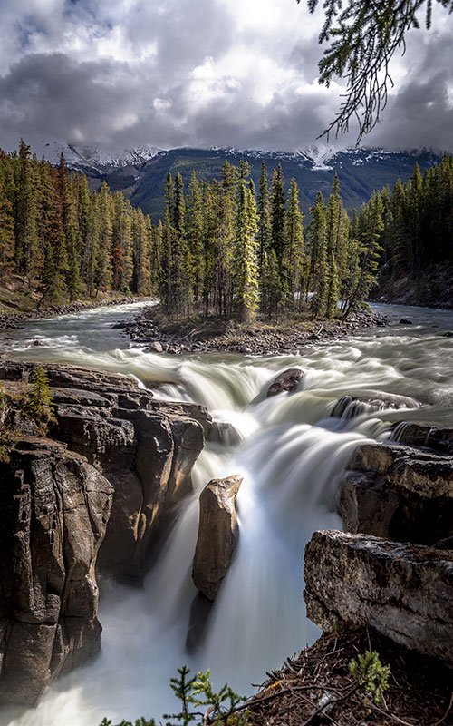 best photography spots in the Canadian Rockies Sunwapta Falls