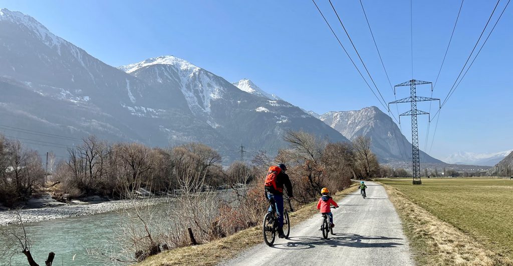 family bike route valais
