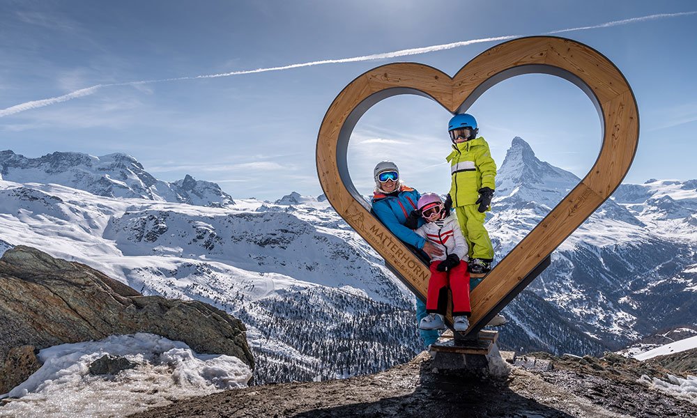 Familie im Zermatter Herzen