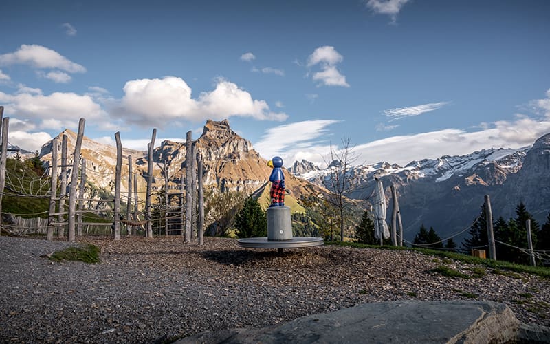 playground with the kids figure Globi at Brunni Engelberg